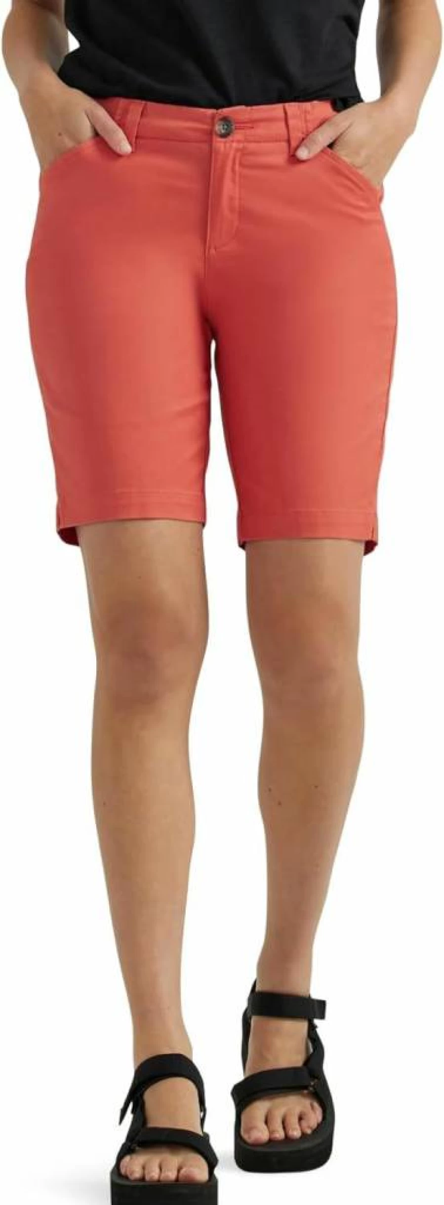 Lee Women's Classic 9-Inch Bermuda Shorts - Comfortable Chino Style for Casual Wear