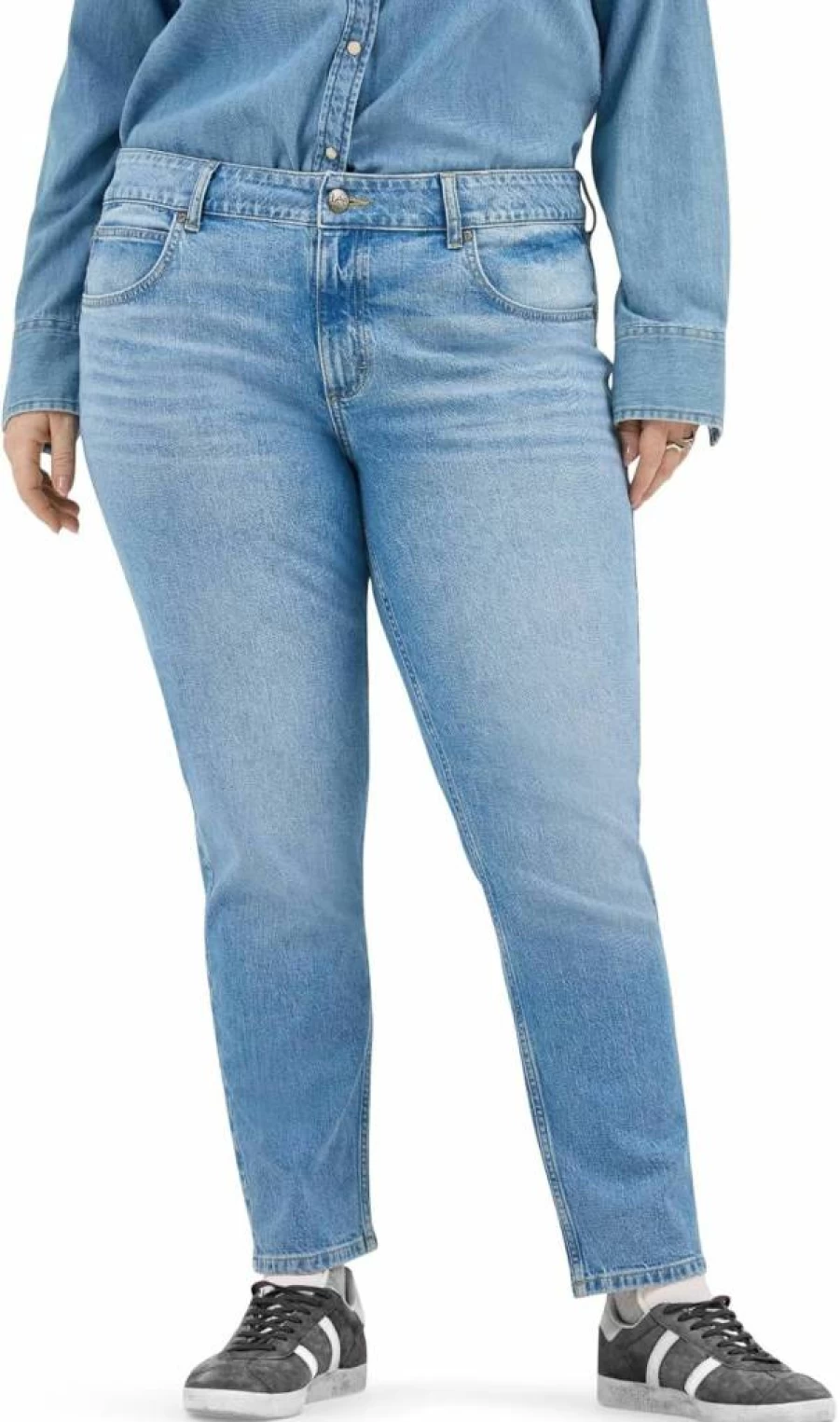 Lee Women's Plus Size 26" Straight Leg Crop Jeans - Legendary Fit