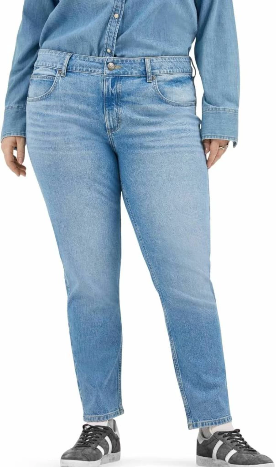 Lee Women's Plus Size 26" Straight Leg Crop Jeans - Legendary Fit