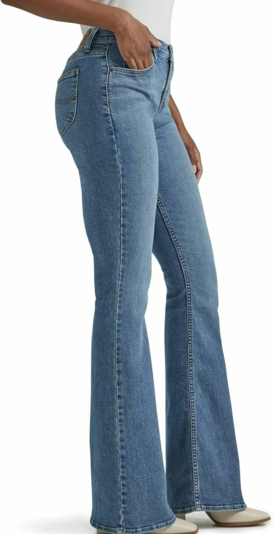 Lee Women's Classic Mid Rise Bootcut Jeans - Retro Flare Denim Pants for Women