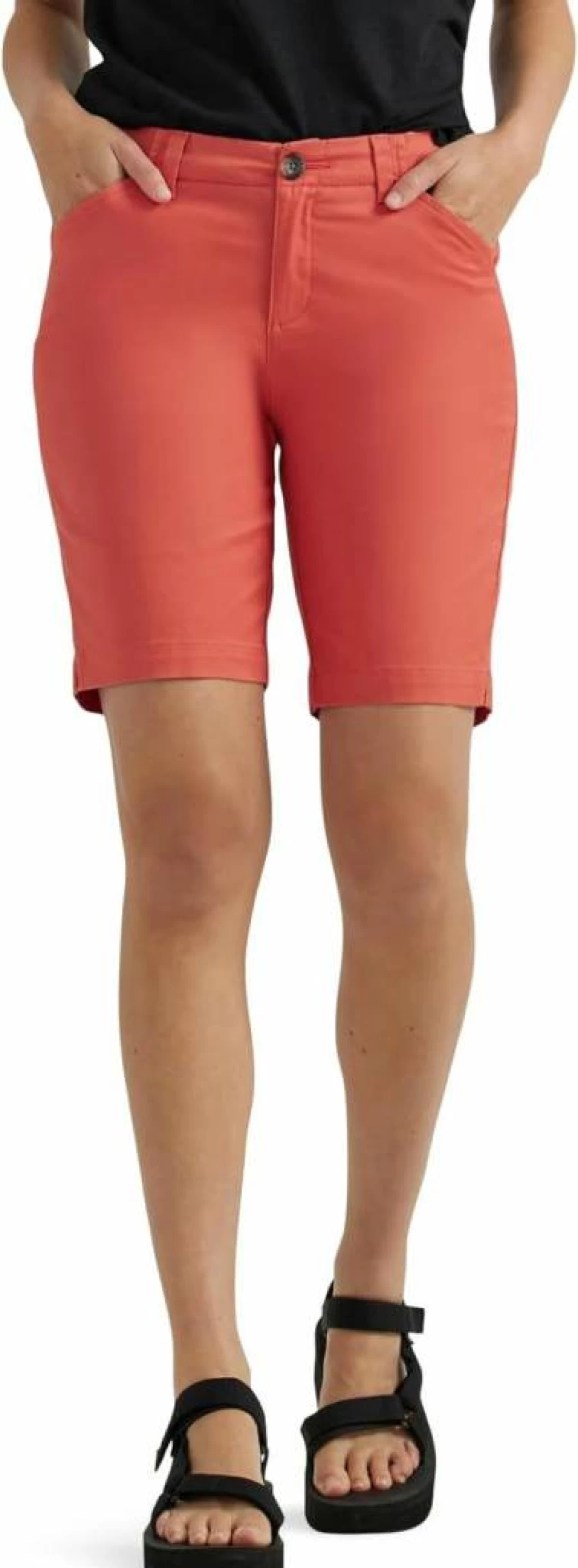 Lee Women's Classic 9-Inch Bermuda Shorts - Comfortable Chino Shorts for Women