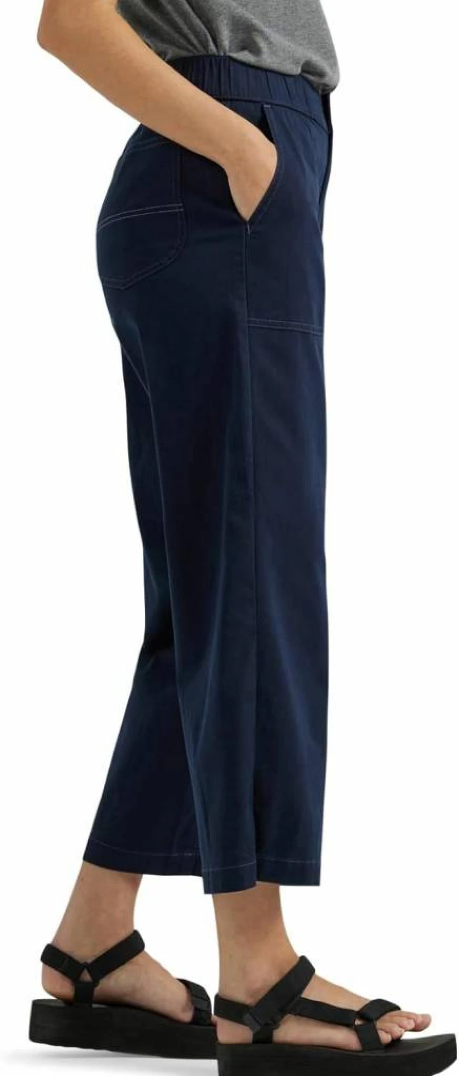 Lee Women's Ultra Comfort Wide Leg Utility Crop Pants - Stylish & Relaxed Fit