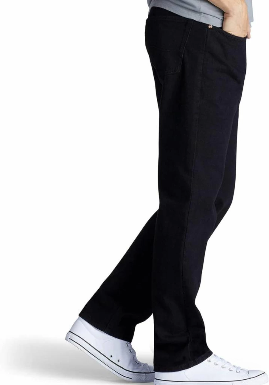 Lee Men's Relaxed Fit Straight Leg Jeans - Comfortable Classic Denim Pants for Casual Wear