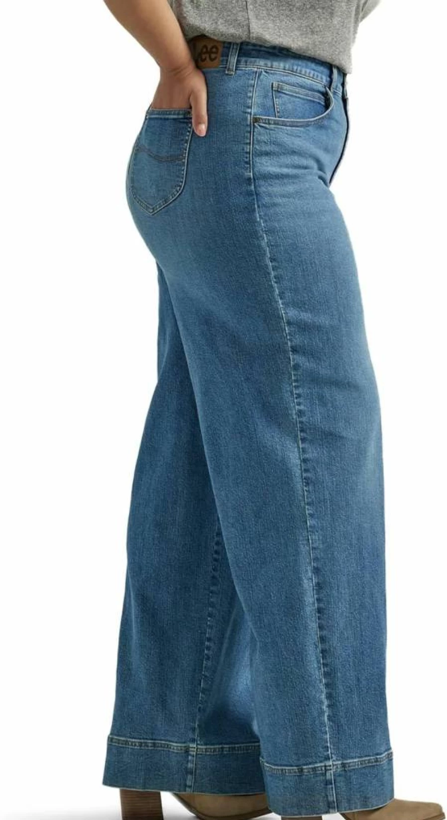 Lee Women's Plus Size High Rise Straight Leg Jeans - Legendary Fit Comfort Stretch Denim Pants