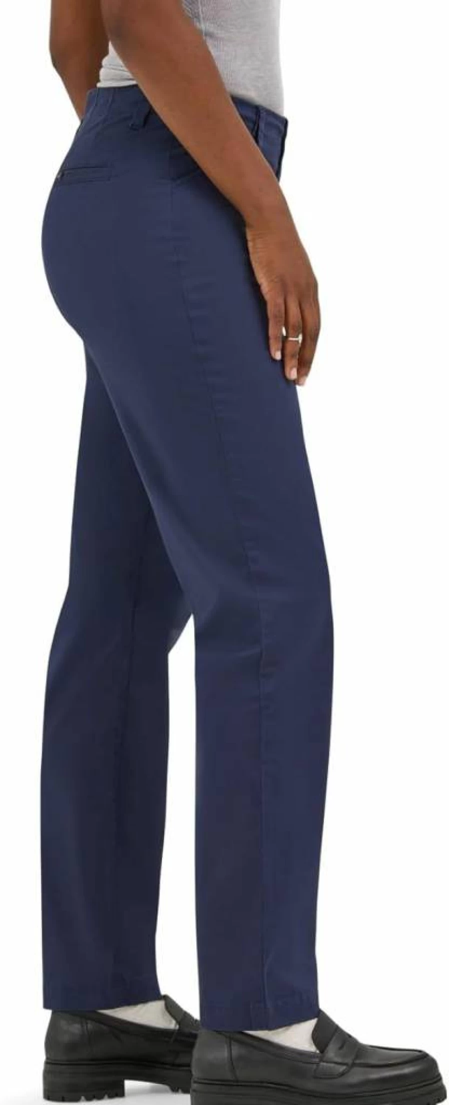 Lee Women's Classic Fit Chino Pants - Comfortable & Stylish Casual Trousers