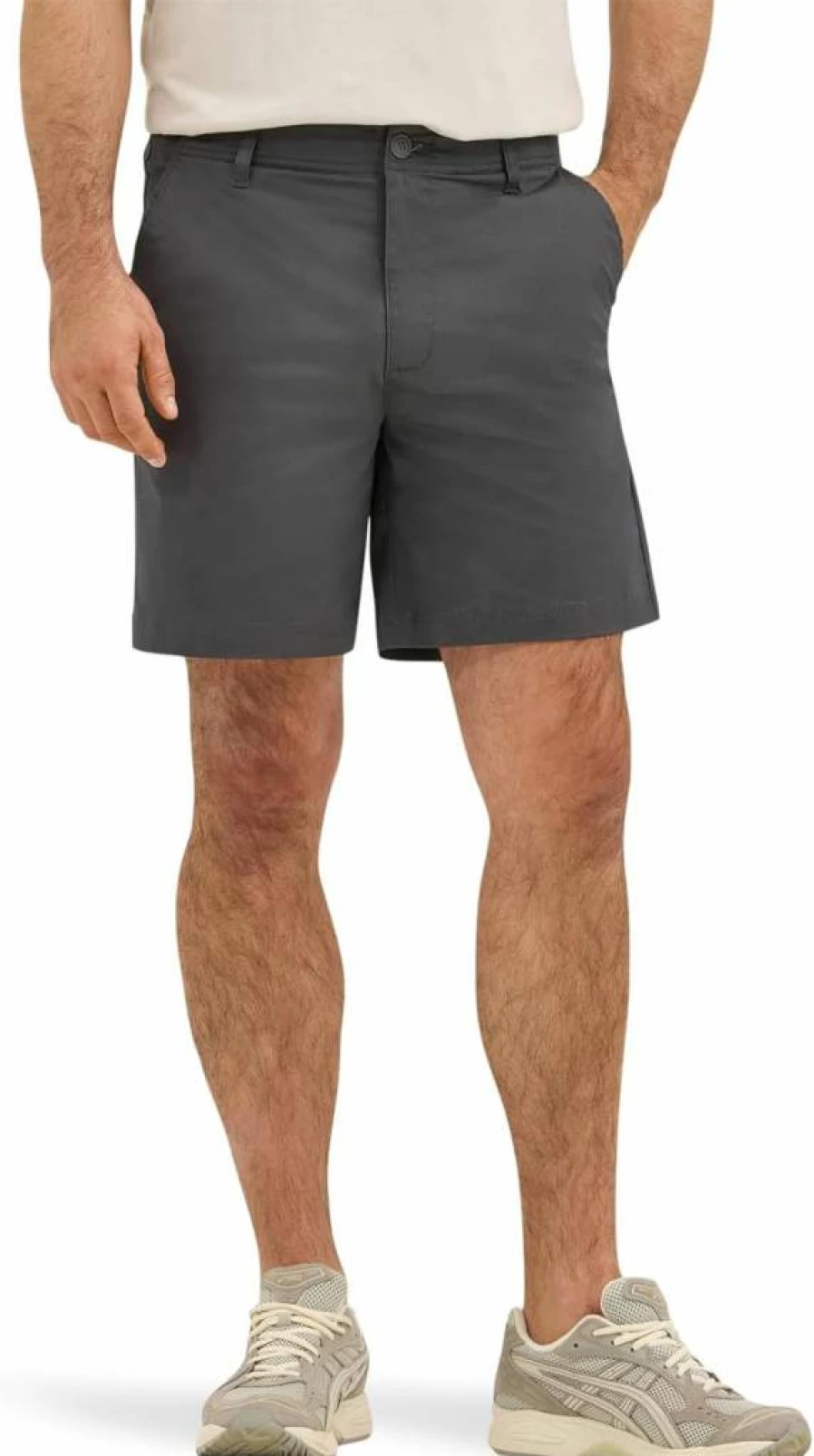 Lee Men's Extreme Motion 7-Inch Flat Front Stretch Shorts for Active Comfort