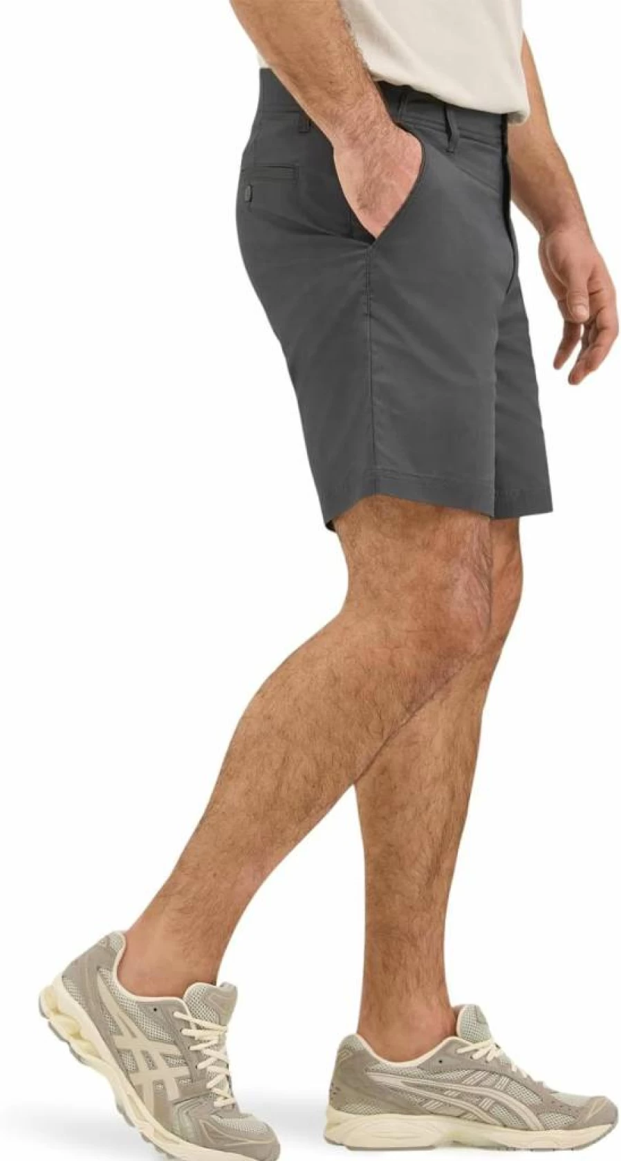 Lee Men's Extreme Motion 7-Inch Flat Front Stretch Shorts for Active Comfort