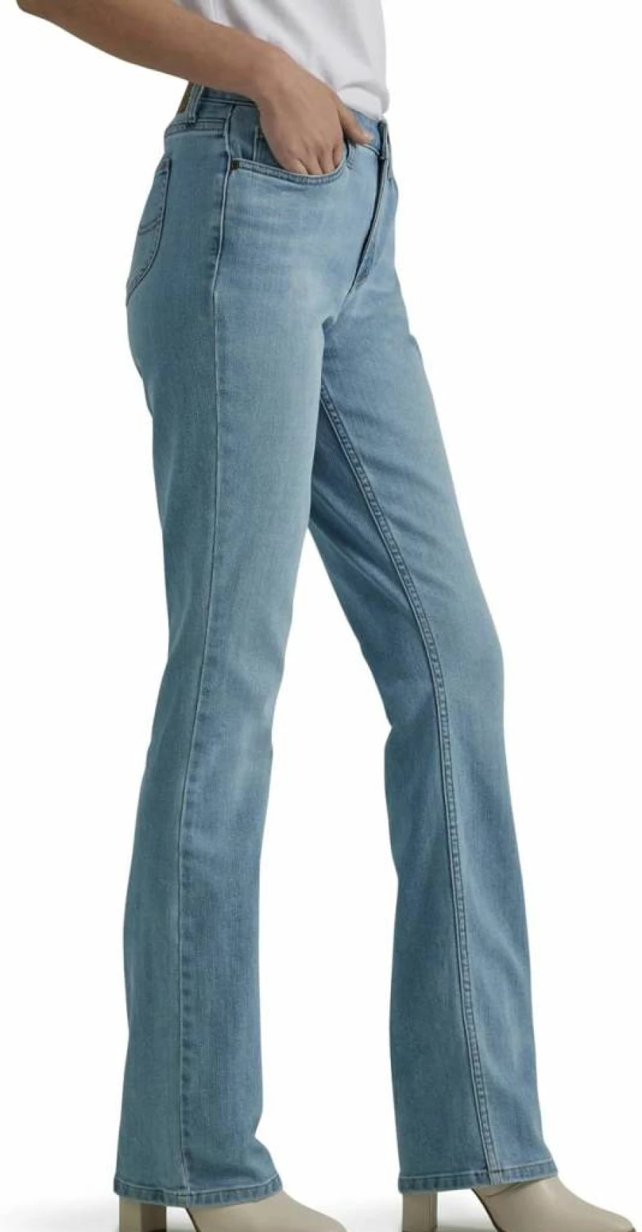 Lee Women's Legendary Bootcut Jeans - Mid Rise Stretch Denim Pants for Comfort & Style