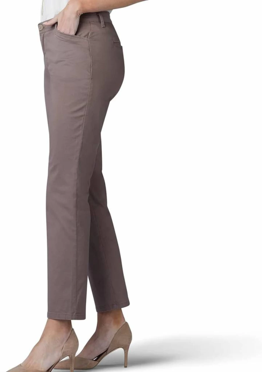 Lee Women's Petite Straight Leg Relaxed Fit Jeans - All Day Comfort Pants